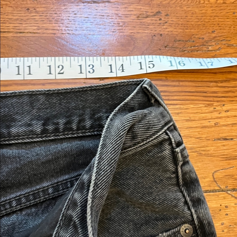 Levi’s Black Middy Straight Jeans - Picture 5 of 8